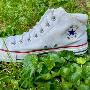 NWOB Y2k Converse Allstar Sneakers High Tops Womens White 9.5 low Chuck Taylor
